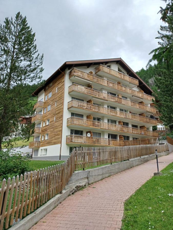 Hausroc-Zermatt Apartment Bagian luar foto